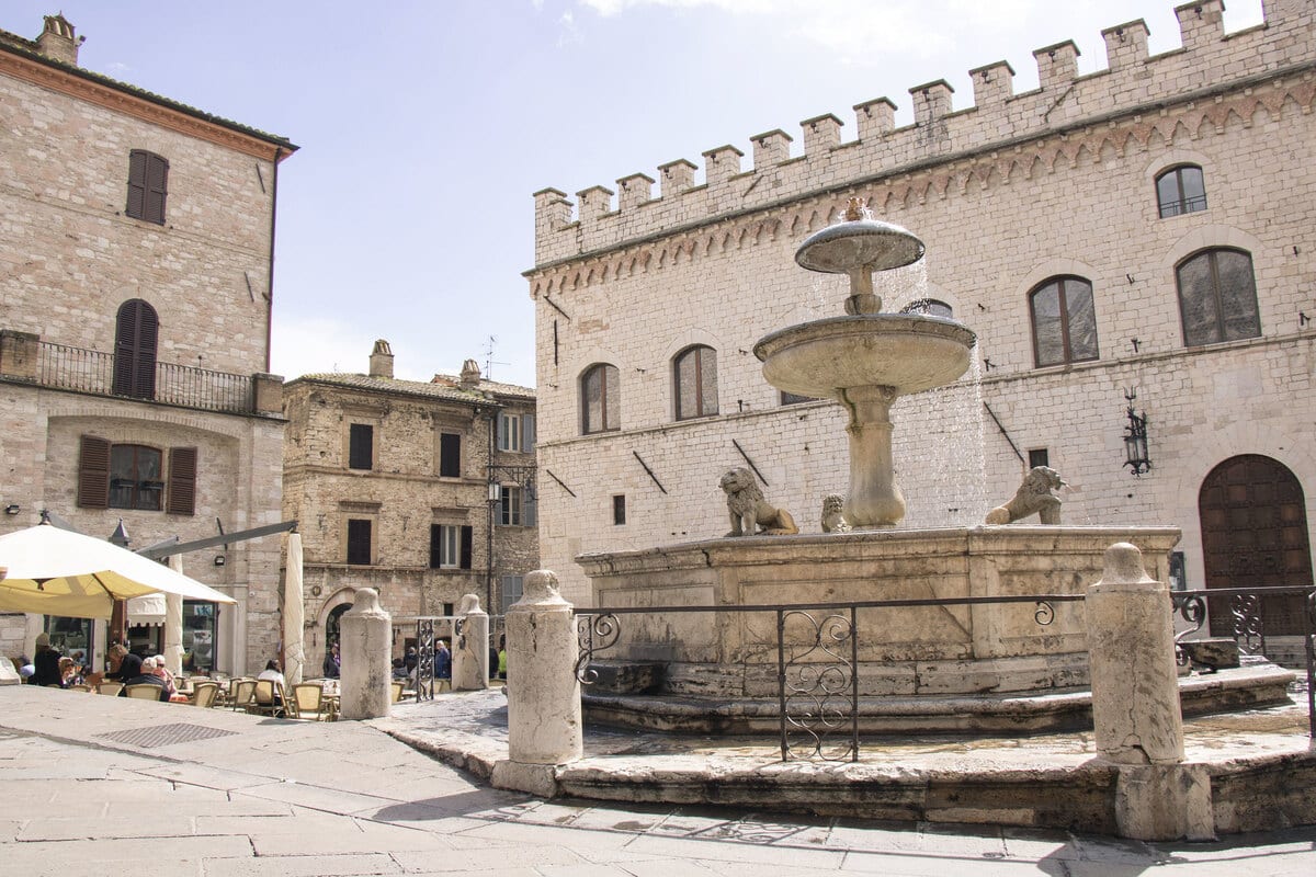 Fontana in Piazza del Comune